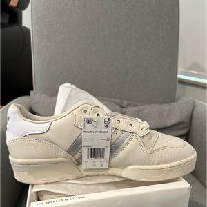 Adidas rivalry Low consortium